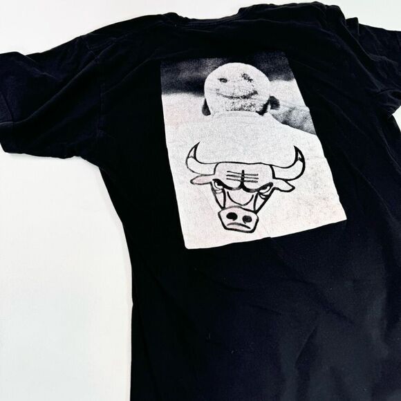Mitchell & Ness T-Shirt Mens Medium Black Chicago Bulls  Short-Sleeve Crew-Neck - Picture 8 of 9